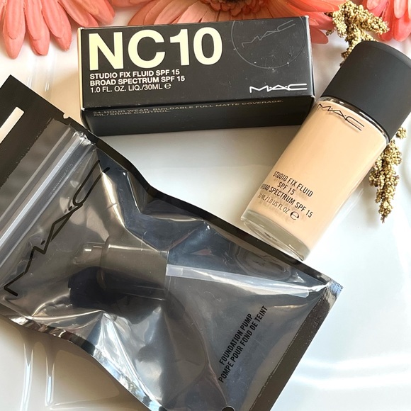 MAC *Bundle* Studio Fix Foundation NC10 + PUMP *DISCONTINUED* - Picture 9 of 12